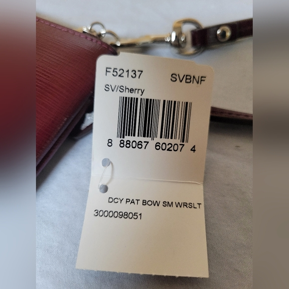 Coach Darcy Wristlet and Dreams Sunset Fragrance - Picture 4 of 8